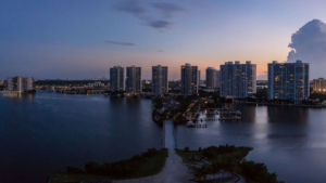 Prive island Aventura
